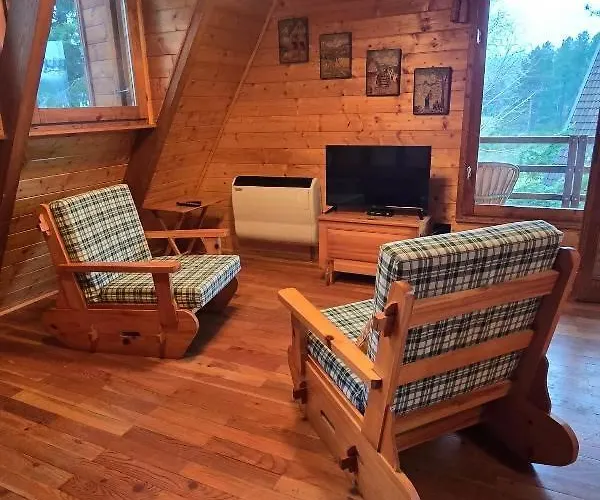 Natura Il Rifugio Dello Scoiattolo Cavaliere